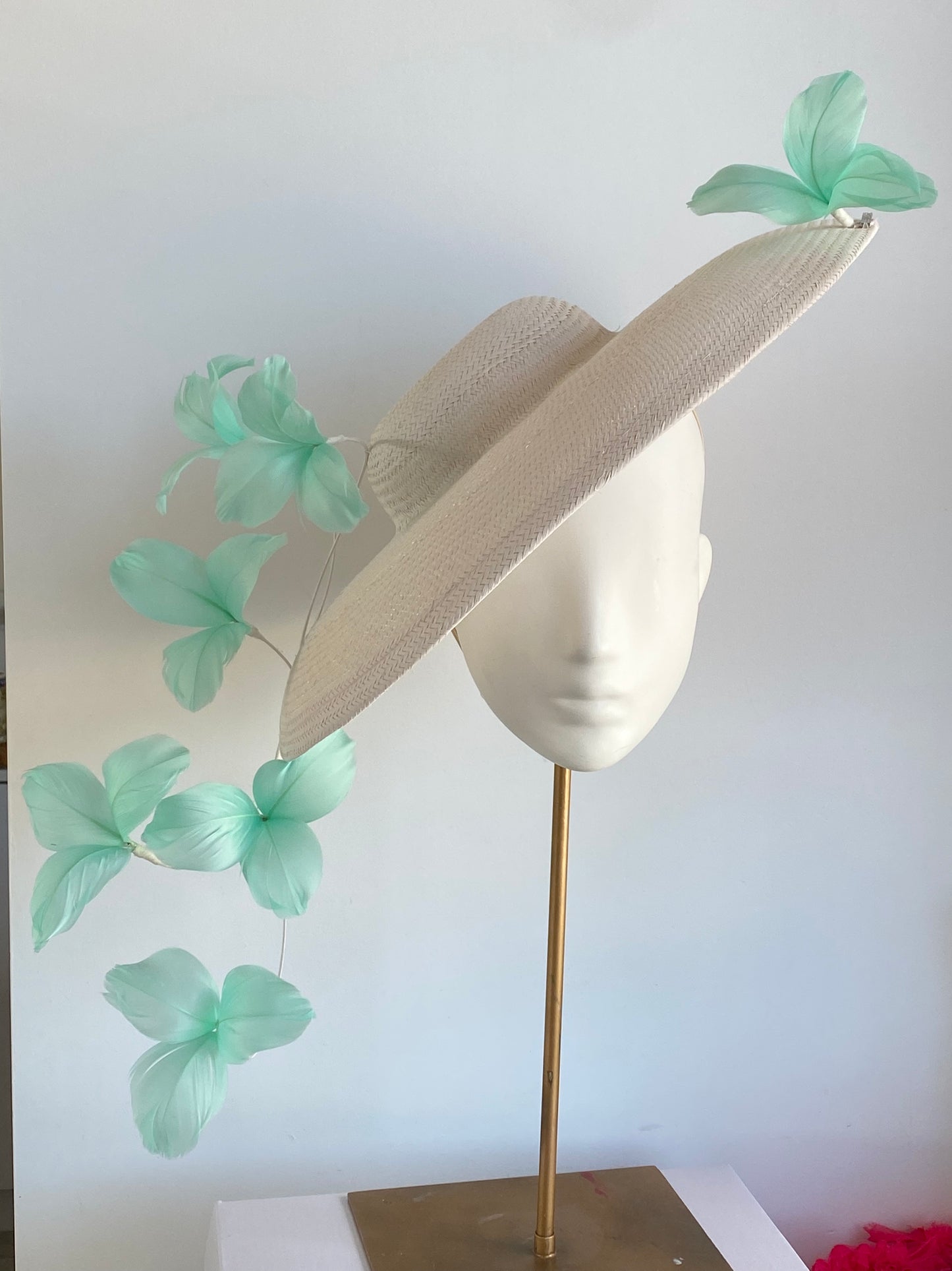Kenzia tilt brim hat
