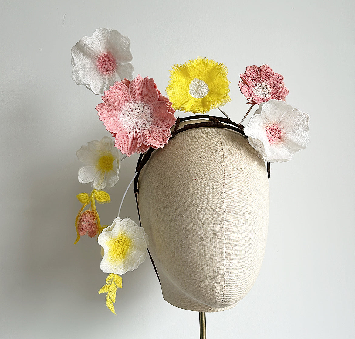 3D lace headpiece