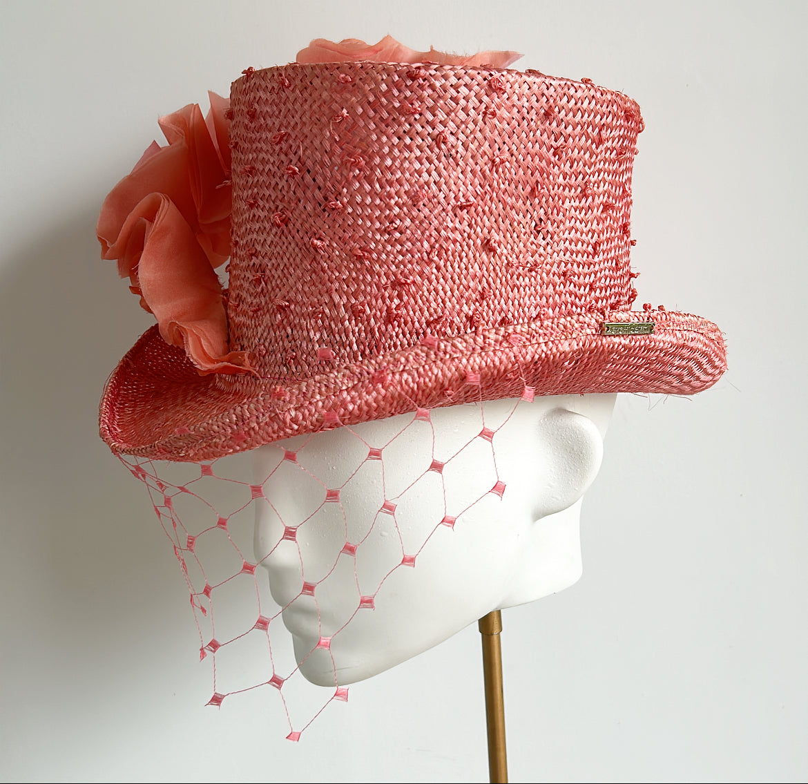 Coral Cloud Top hat