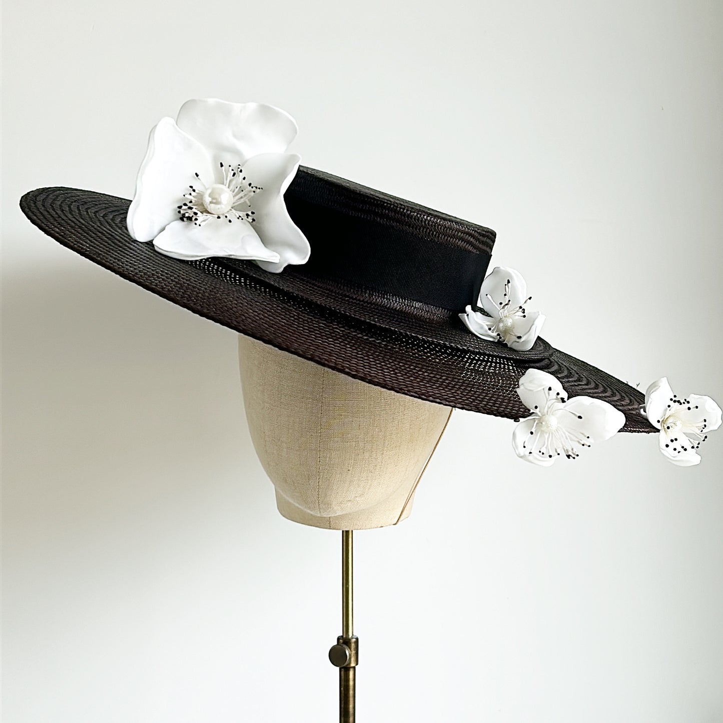 Extra wide Derby boater