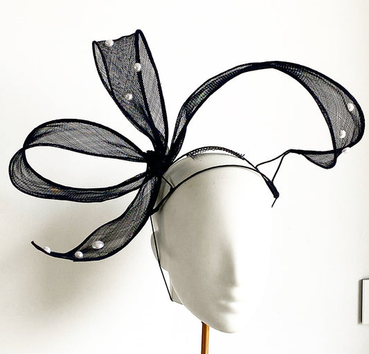 Derby floating bow