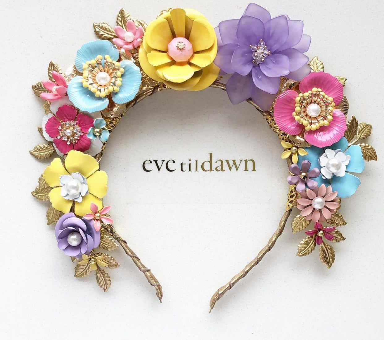 Spring Windswept crown