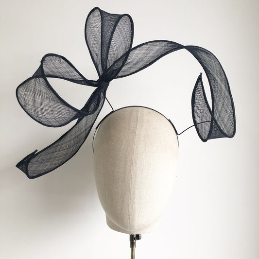 Floating ‘Darling’ bow