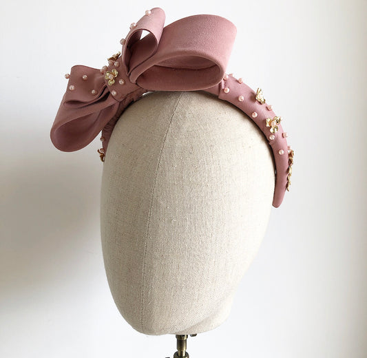 Gretchen bow crown